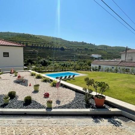Villa Avec Piscine Dans La Region Du Douro Loureiro  Exterior photo